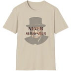 Sand coloured T-Shirt with the face of Winston Churchill and the text "Never Surrender".